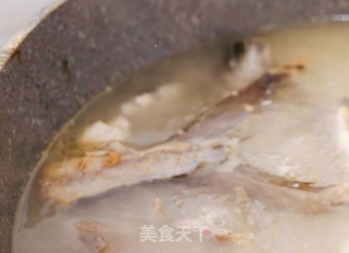 马鲛鱼鱼丸汤的做法步骤：7