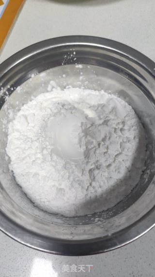 椰汁葡萄干钵仔糕的做法步骤：1