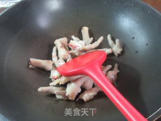 四季豆烧鸡爪的做法步骤：3