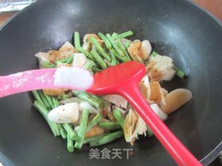 茭白四季豆烧烤麸的做法步骤：6