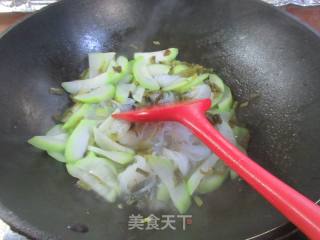 咸菜夜开花炒魔芋结的做法步骤：9