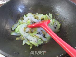 咸菜夜开花炒魔芋结的做法步骤：15