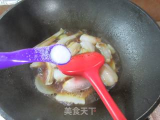 萝卜煮虾潺的做法步骤：7
