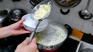 素臊子刀削面的做法步骤：9
