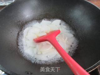 虾仁萝卜炒魔芋毛肚的做法步骤：7