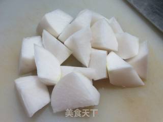 腐竹萝卜牛腩煲的做法步骤：2