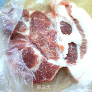 梅花肉炒鹿茸菇的做法步骤：3
