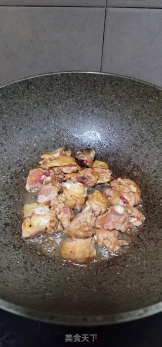 咖喱焖鸡腿的做法步骤：5