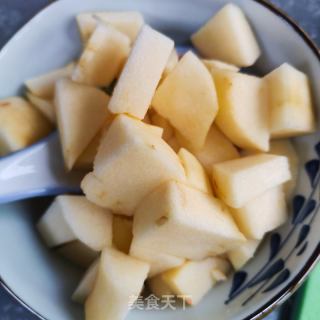 苹果小米粥的做法步骤：3