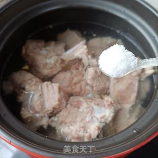 小鸡枞菌龙骨汤的做法步骤：8