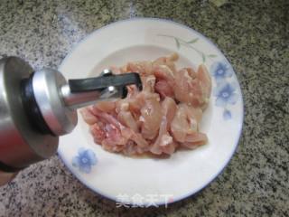 咸菜鸡腿肉炒香干的做法步骤：4