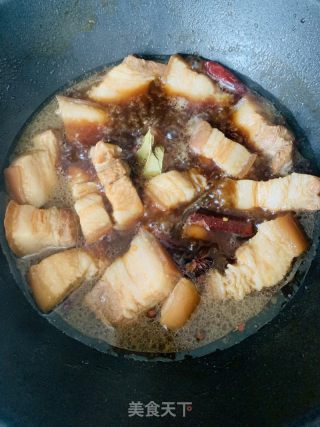红糖红烧肉的做法步骤：4