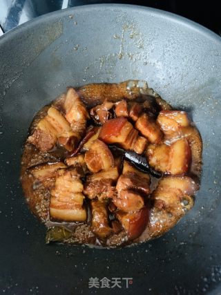 红糖红烧肉的做法步骤：5