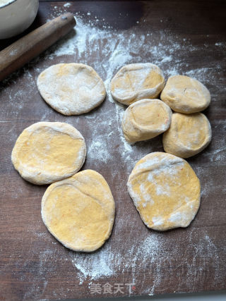 红糖柿子饼的做法步骤：9
