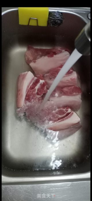 北京酱肉的做法步骤：1