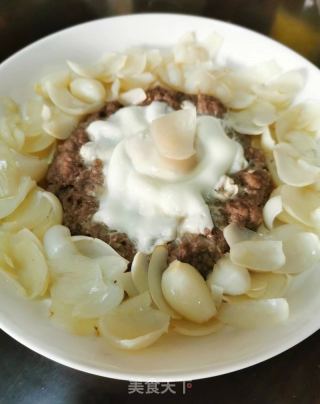 百合蒸牛肉的做法步骤：11