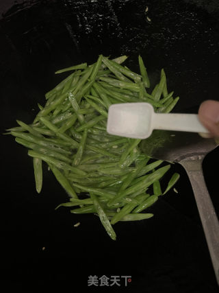 四季豆炒牛肉的做法步骤：6