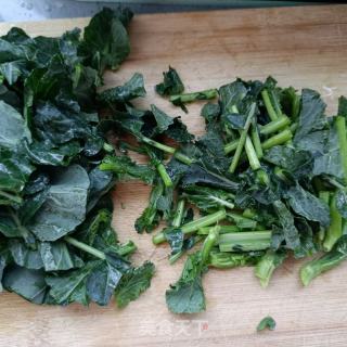 午餐肉拌西兰花侧芽的做法步骤：4