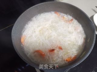 鲜虾萝卜丝汤的做法步骤：8