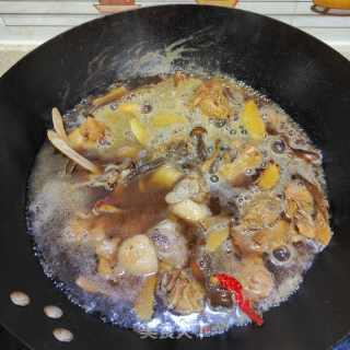 鹿茸菇焖鸭的做法步骤：12