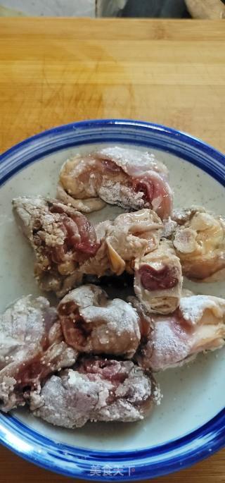 鸡腿焖薯仔的做法步骤：5