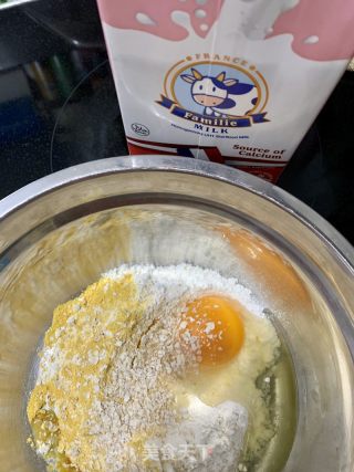 南瓜麥片奶香松餅的做法步骤：1