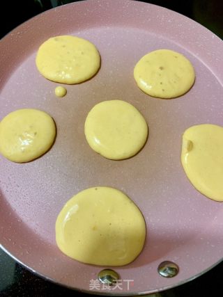 南瓜麥片奶香松餅的做法步骤：3