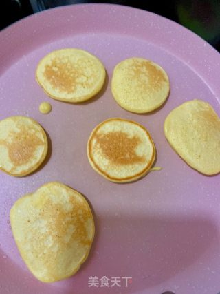 南瓜麥片奶香松餅的做法步骤：4