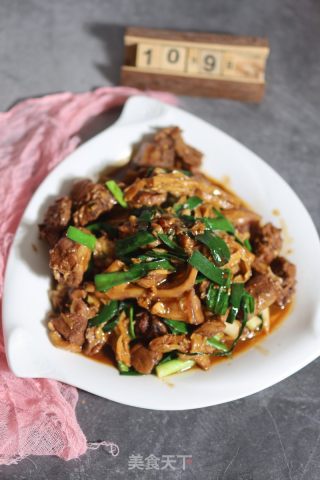 腐竹红烧鸭肉的做法