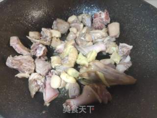腐竹红烧鸭肉的做法步骤：6