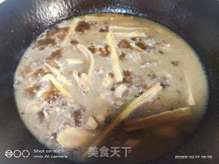 腐竹红烧鸭肉的做法步骤：9