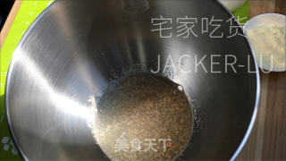 黄油砂糖面包，一口下去又香又脆，强烈推荐。的做法步骤：1