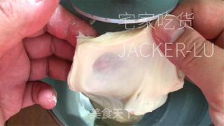黄油砂糖面包，一口下去又香又脆，强烈推荐。的做法步骤：5