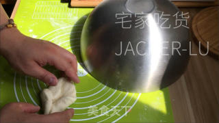 黄油砂糖面包，一口下去又香又脆，强烈推荐。的做法步骤：11