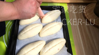 黄油砂糖面包，一口下去又香又脆，强烈推荐。的做法步骤：16