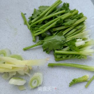 海参炒白萝卜的做法步骤：4