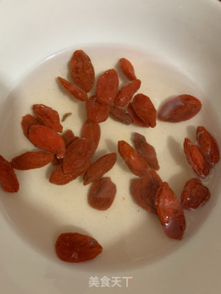 甜腐乳燜雞翅的做法步骤：7