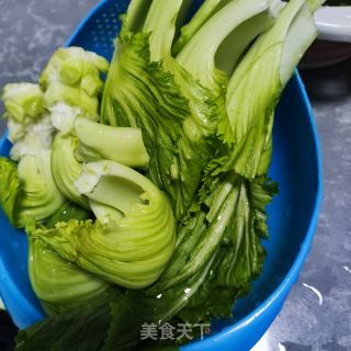清炒芥菜的做法步骤：1