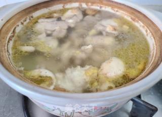 鹿茸菇鸡肉烩面的做法步骤：4