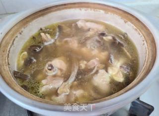 鹿茸菇鸡肉烩面的做法步骤：5