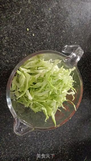 蔬菜鸡蛋饼的做法步骤：1