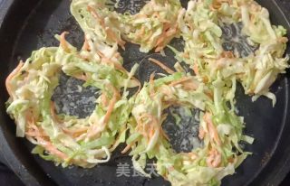 蔬菜鸡蛋饼的做法步骤：4