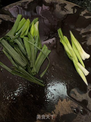 香菇炒牛肉的做法步骤：4