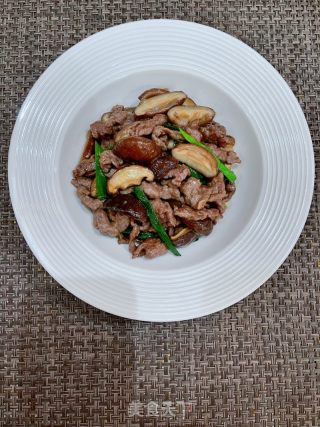 香菇炒牛肉的做法步骤：11