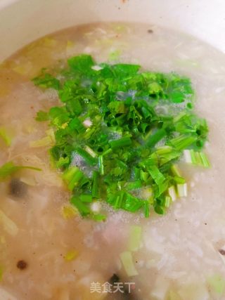 皮蛋瘦肉粥的做法步骤：9