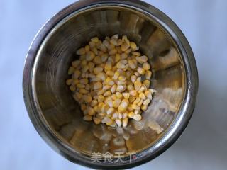 青花椒盐玉米粒的做法步骤：2