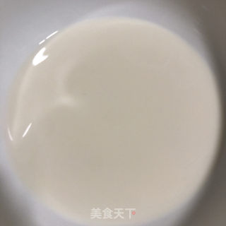 奶香排叉煎饼的做法步骤：1