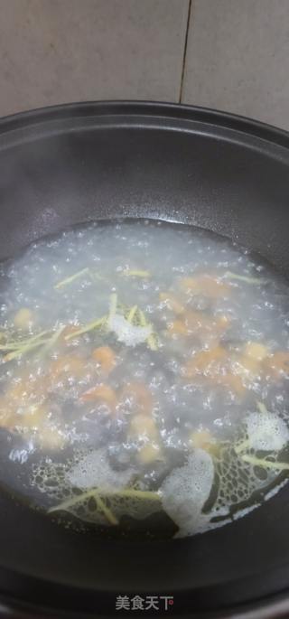 瑶柱虾米芥菜汤的做法步骤：7