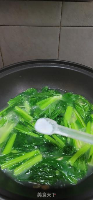 瑶柱虾米芥菜汤的做法步骤：9