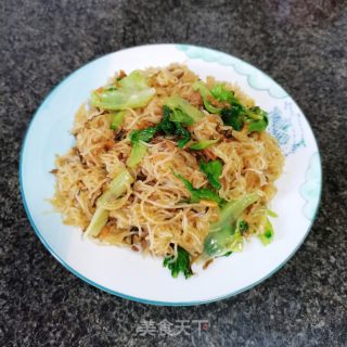 生菜炒米线的做法